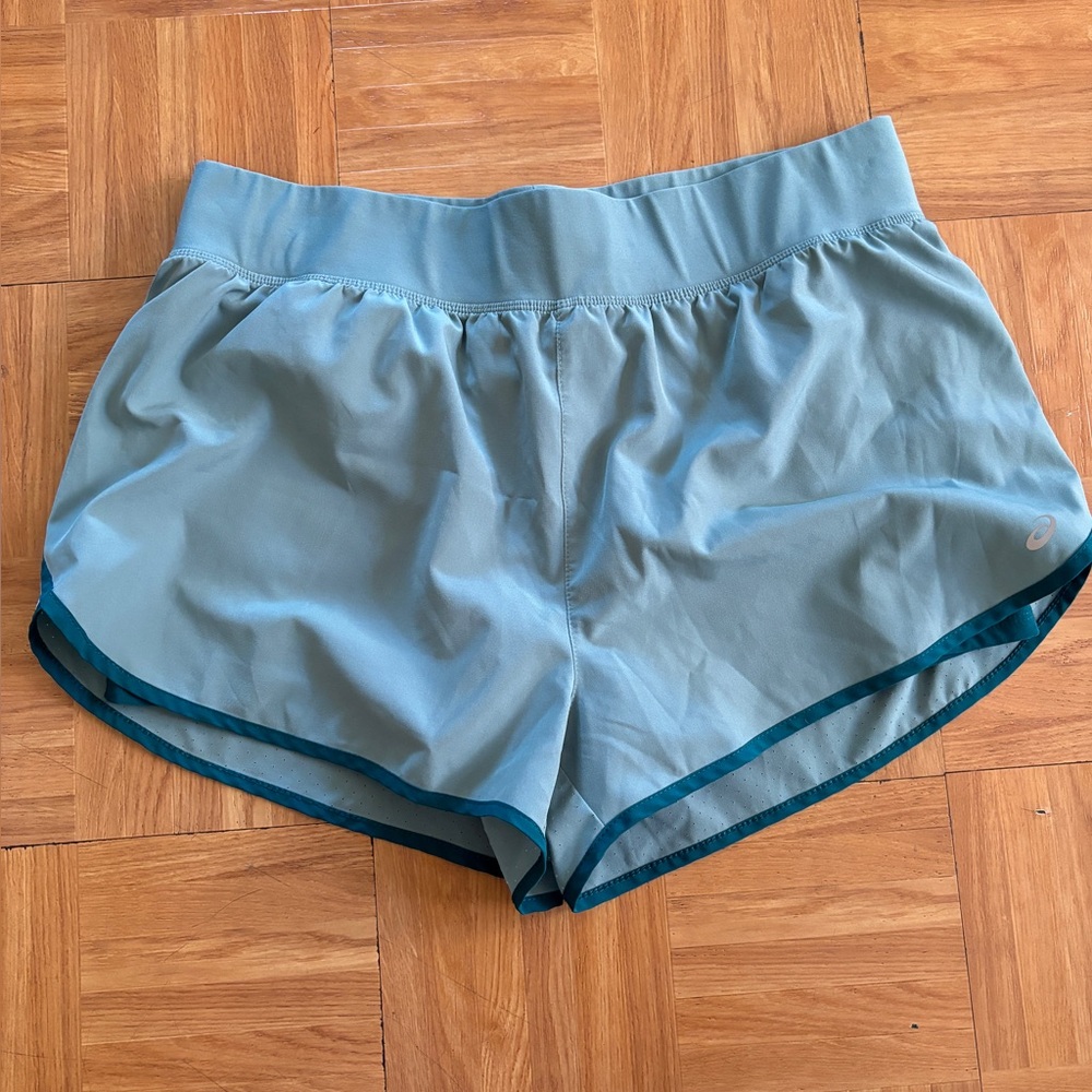 Asics womens shorts size L